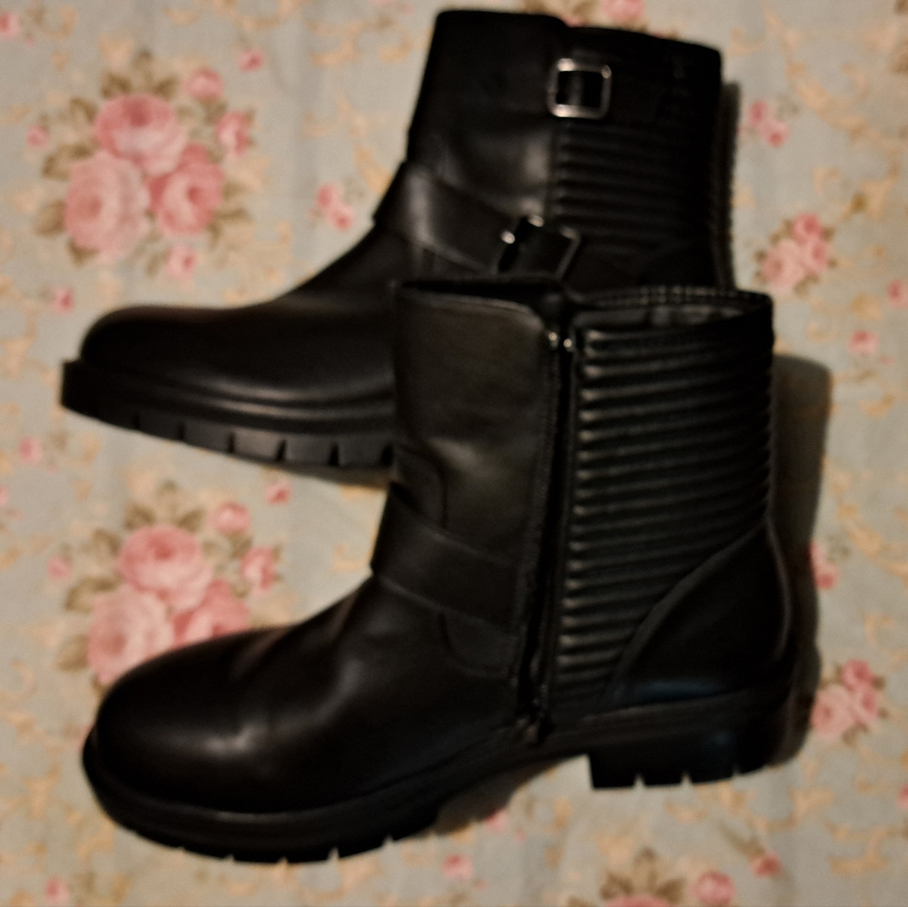 Mia Black Boot